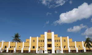 Unidos, cada cual en su Moncada