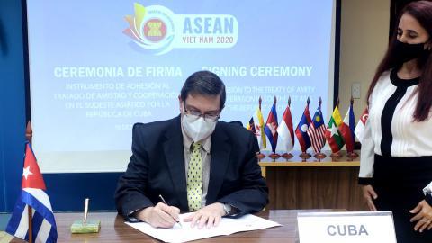 Cuba, primer país del Caribe en adherirse al Tratado de Amistad y Cooperación de la ASEAN