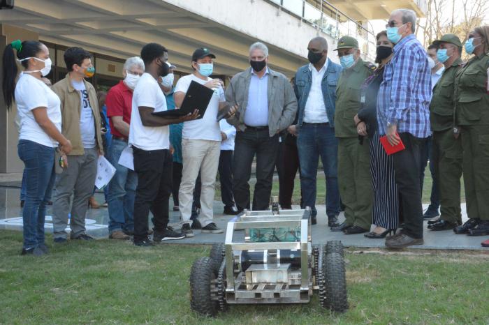 Cuba confía en sus universitarios para salir adelante