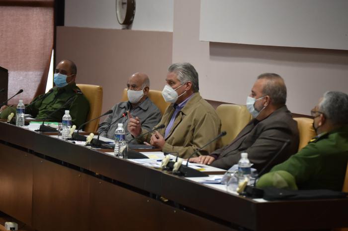 Ante los retos, trabajar con inteligencia