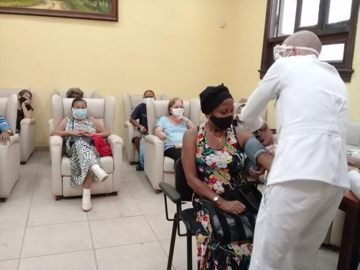 Nuevas medidas para reforzar el enfrentamiento a la COVID-19