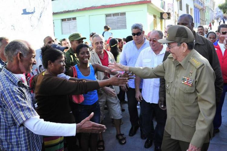 El Partido y su máxima dirección, junto a su pueblo siempre