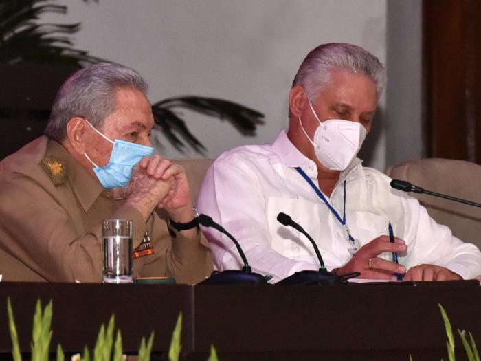 Como en Girón, un Partido erguido e invencible