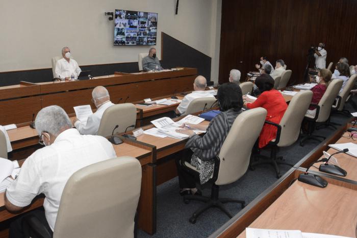 Abril se confirma como el peor mes de la pandemia en Cuba