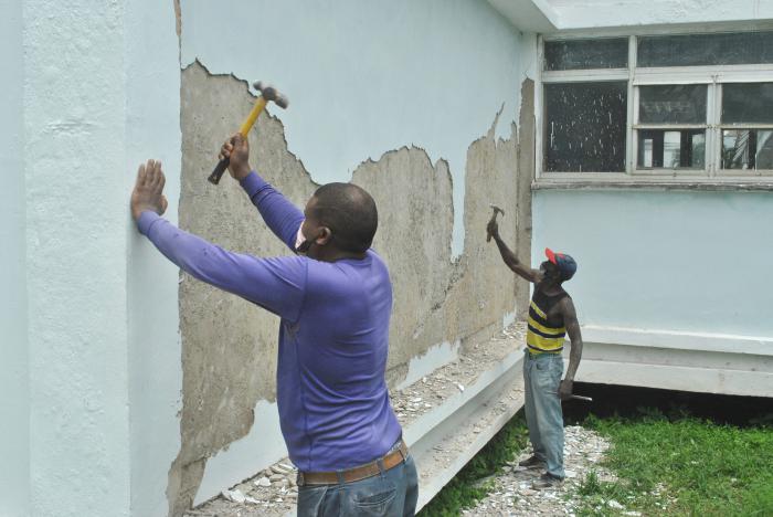 Tras el sismo, manos a la obra en el hospital Comandante Pinares