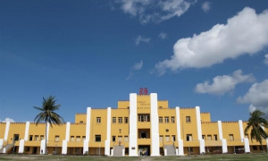 Unidos, cada cual en su Moncada