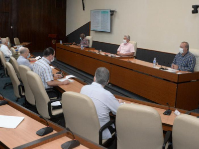 Cuba transita hacia la recuperación, pero la COVID-19 sigue siendo un peligro