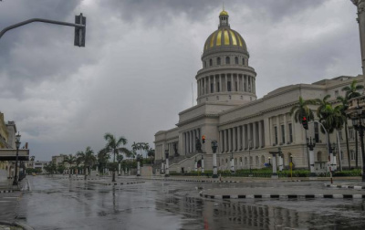 Prometen abrazos las calles vacías de La Habana