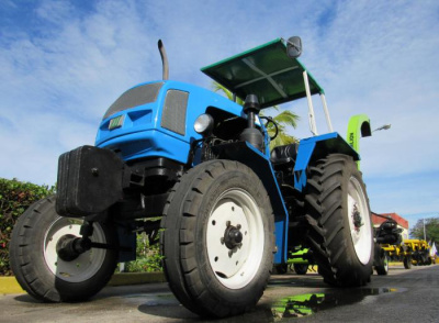 Tractor Magric 80.2, un producto cubano para la agricultura 