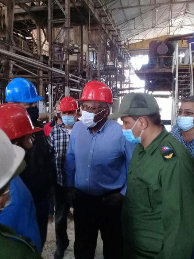 Que la eficiencia industrial compense las limitaciones de recursos