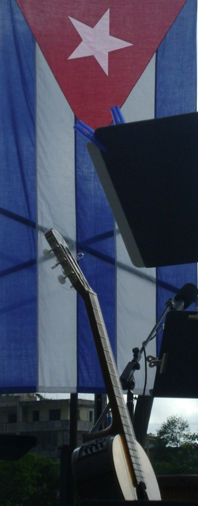 A la Patria se le canta con el corazón puro