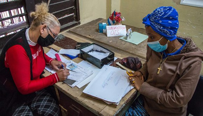 Tocarle las puertas al trabajo o por qué tantos cubanos salen en busca de empleo 