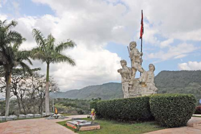 Un Tercer Frente por Cuba