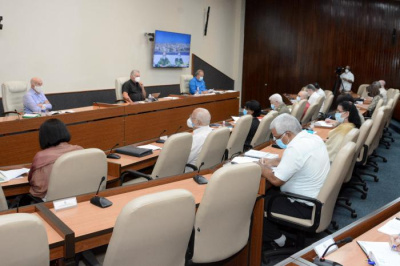 Díaz-Canel: Avanzar con respuestas efectivas y sostenibles para vencer la COVID-19