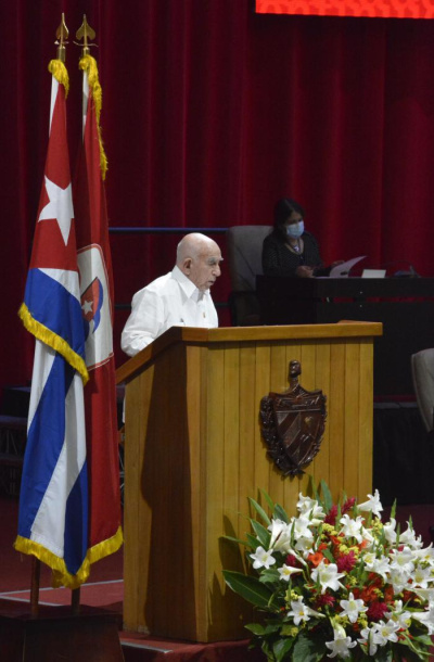 Fortalecer el Partido es centro y corazón