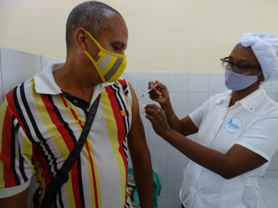 Tras los pasos de los candidatos vacunales y su producción