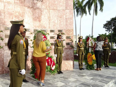 La mujer cubana hoy, como entonces Melba y Haydée 