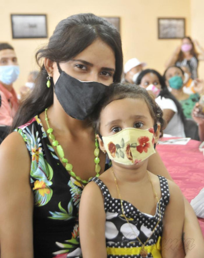 El problema no es que envejece la población, sino que decrece