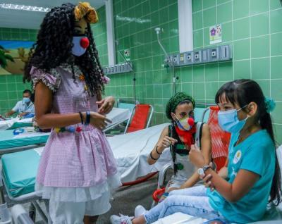 Ante la COVID-19: Cuba va emergiendo