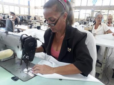 Confección de uniformes escolares